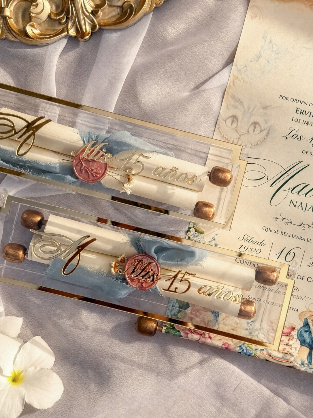 Invitación acrílico espejado quinceañera 2