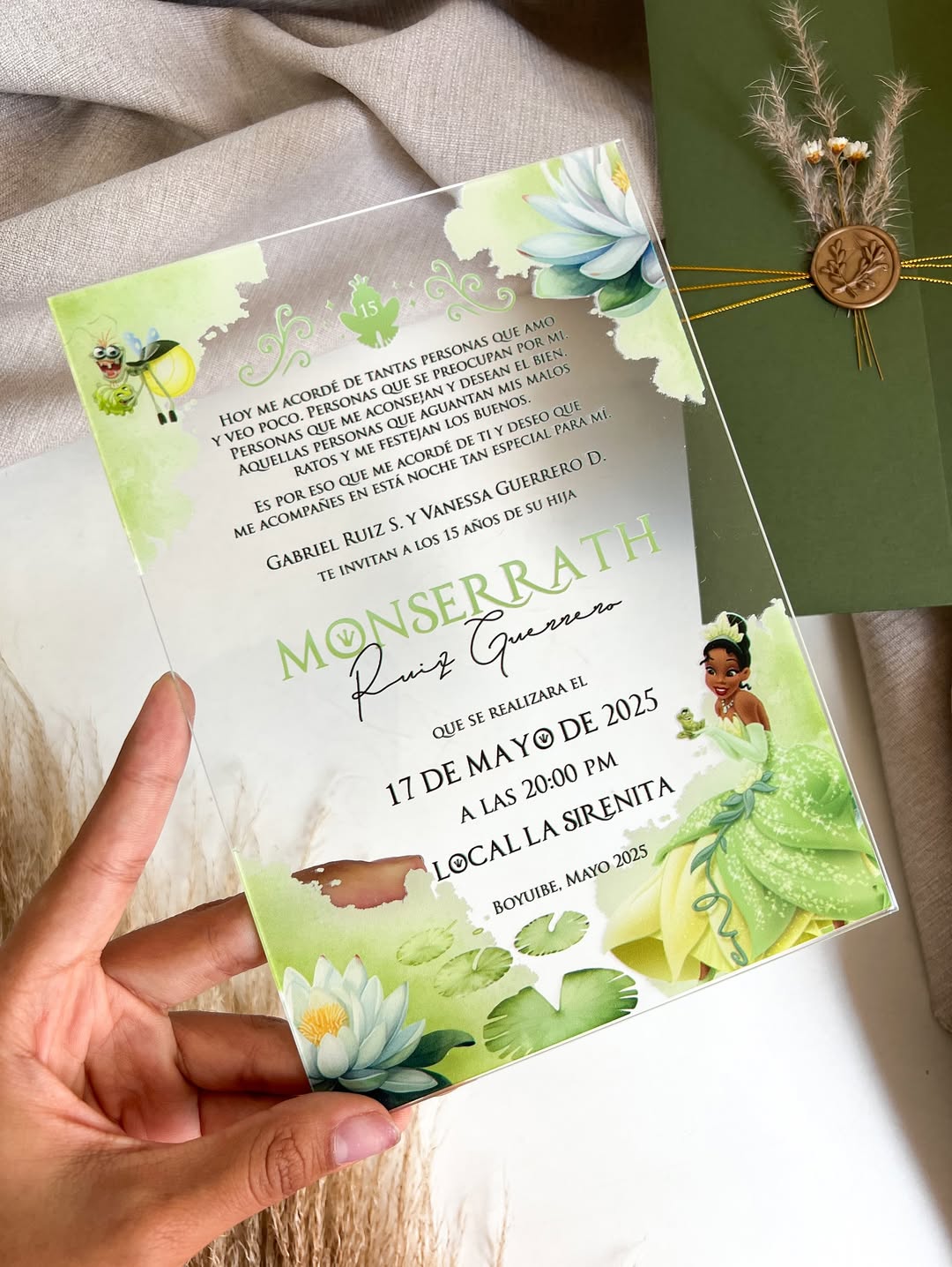 Para La Princesa De La Casa 👸🏻❤️ Una Bella Invitacion De Acrilico A Full Color Con Tematica De 2